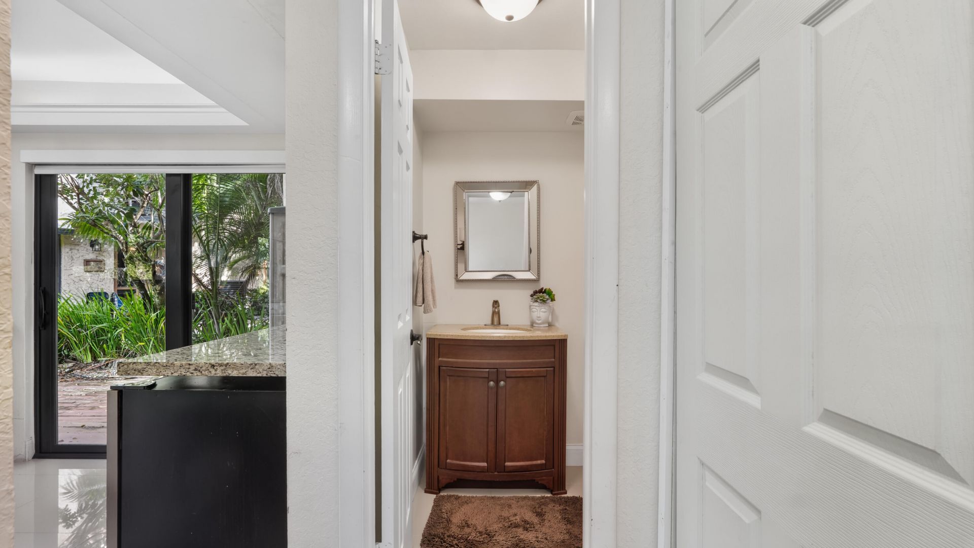219 Wimbledon Lakes Drive, Plantation, FL 33324 Photo