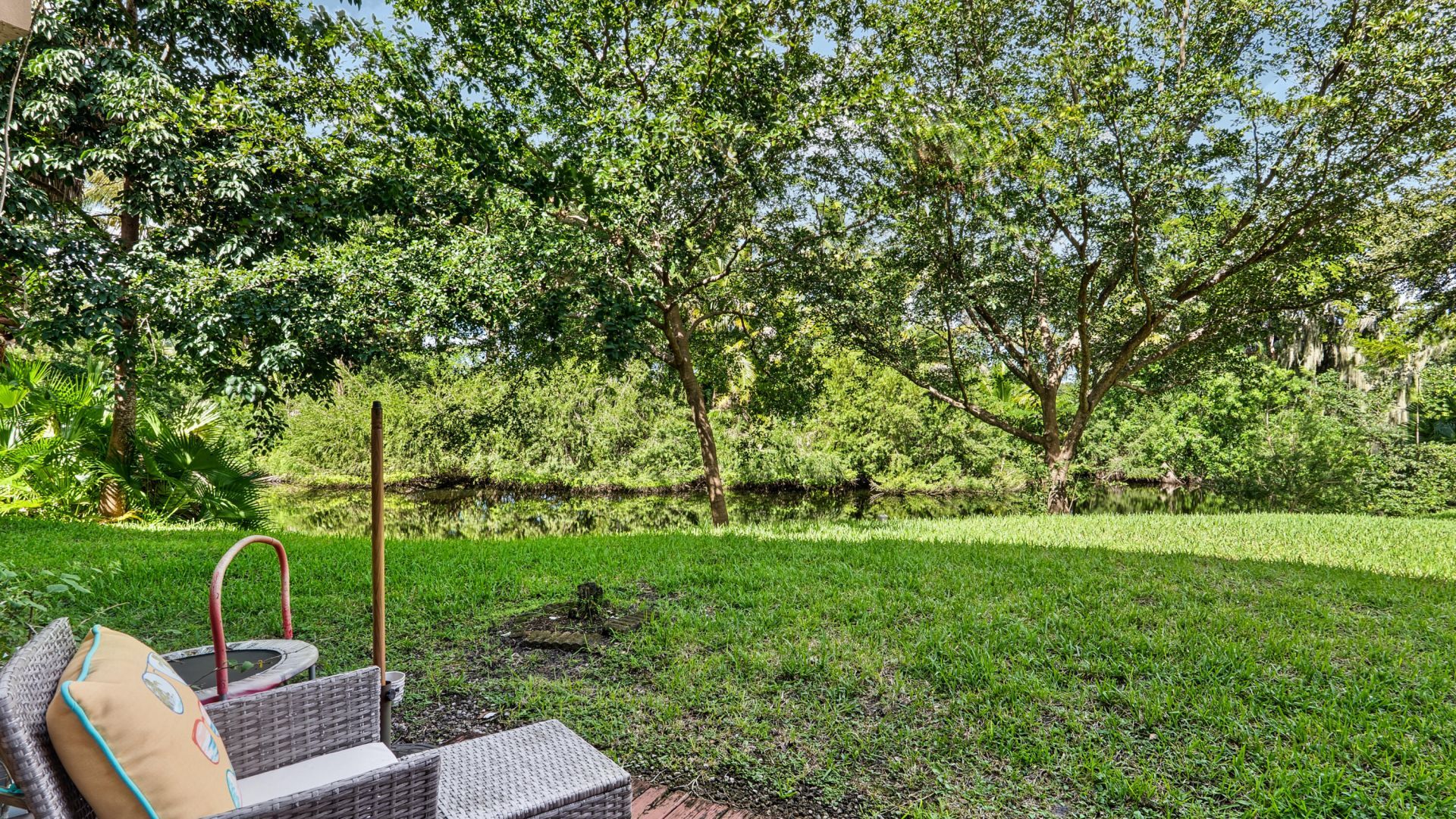 219 Wimbledon Lakes Drive, Plantation, FL 33324 Photo