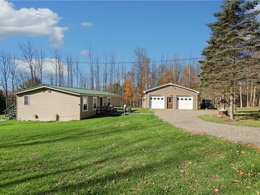 2523 Hatch Lake Road, Eaton, NY 13334