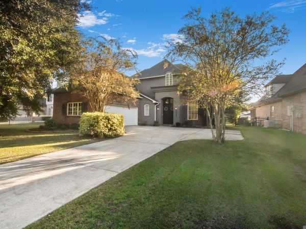 18299 Manchac Place Dr, Prairieville, LA 70769