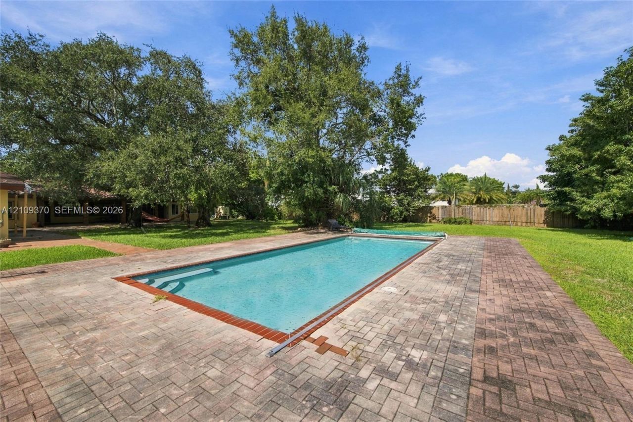 6445 SW 99th Ave , Miami, FL 33173 Photo