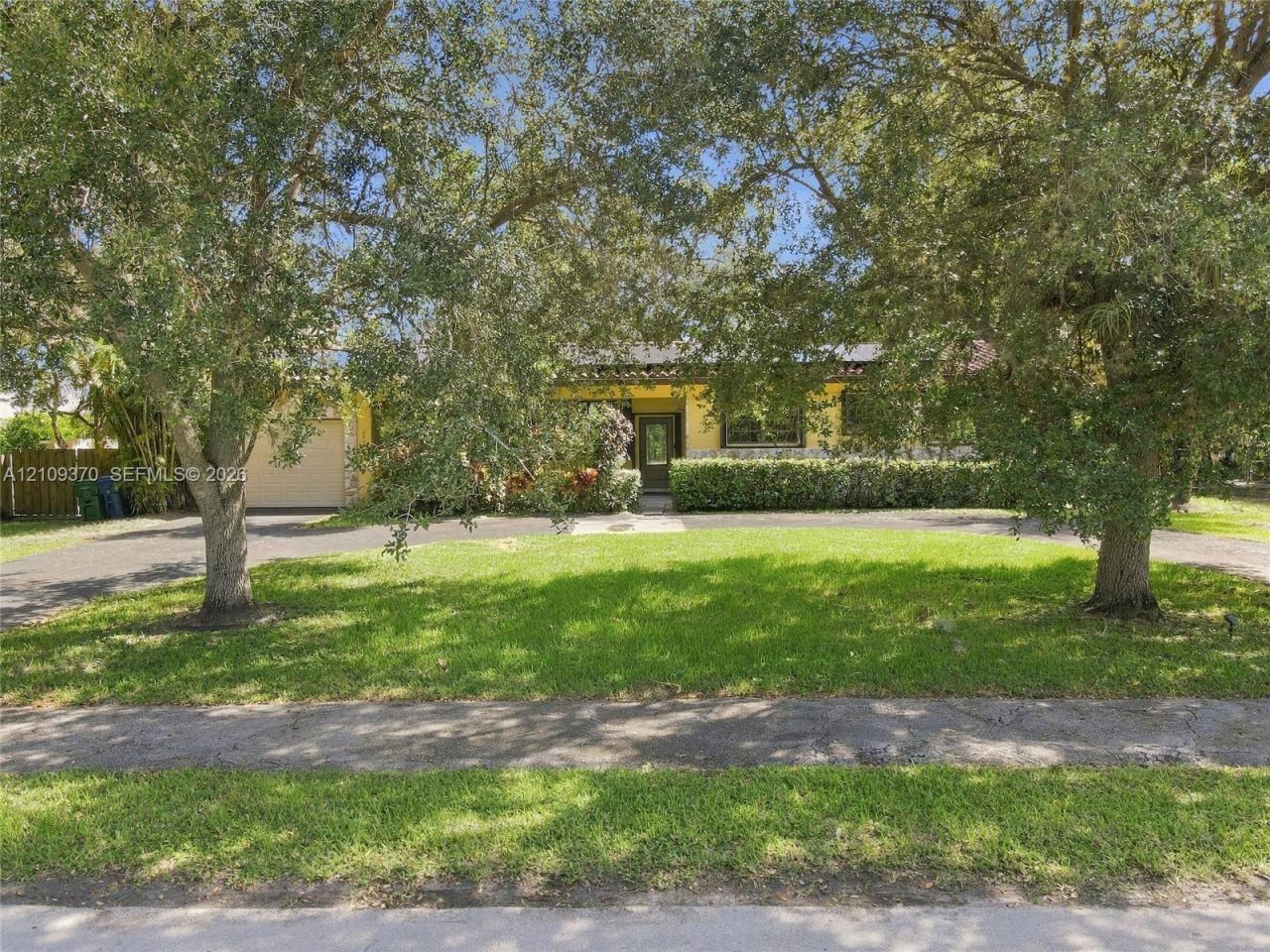 6445 SW 99th Ave , Miami, FL 33173 Photo