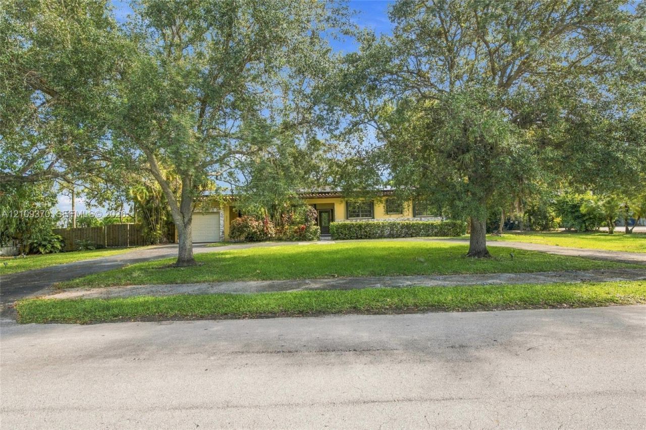 6445 SW 99th Ave , Miami, FL 33173 Photo
