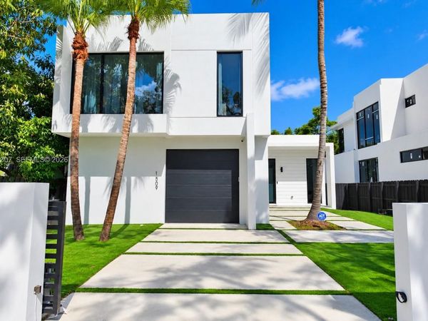 1509 SW 15th St , Miami, FL 33145