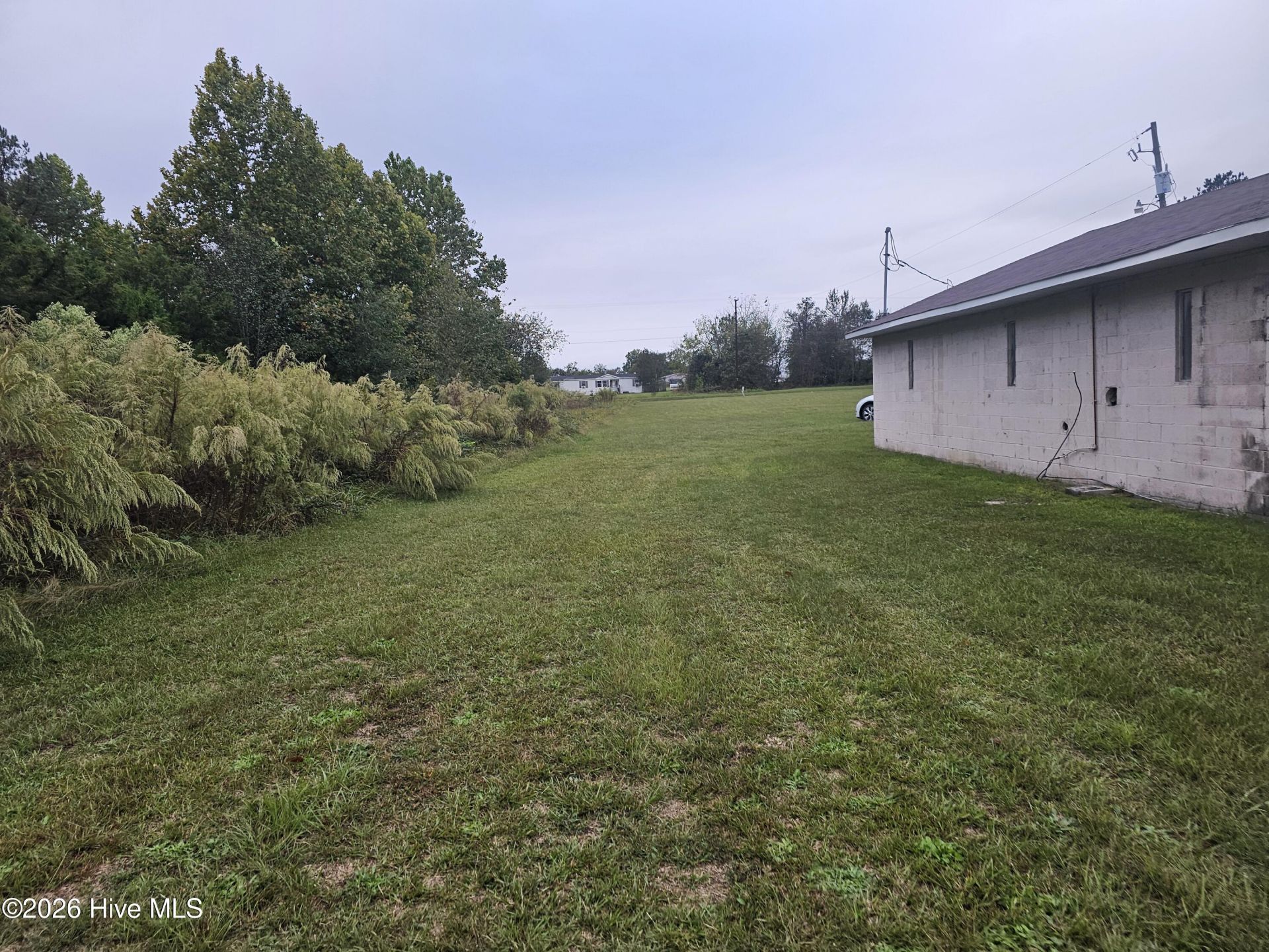 25 NE Holmes Pond Road Photo 9
