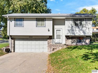 15228 Monroe Street, Omaha, NE 68137