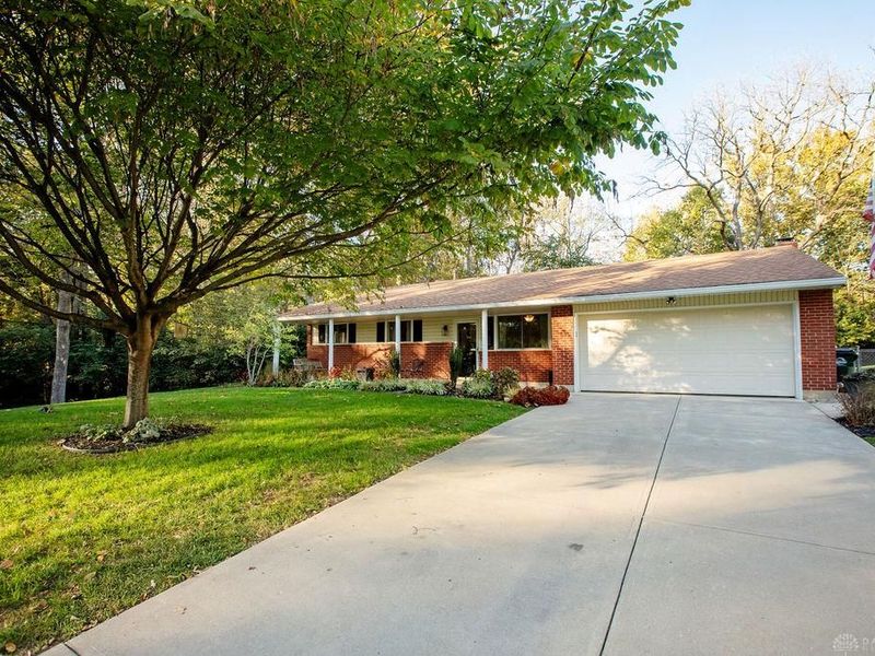 3896 Wead Place, Bellbrook, OH 45305 Photo 2