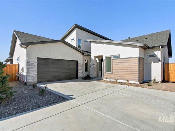 11179 S Corballis Ln, Kuna, ID 83634