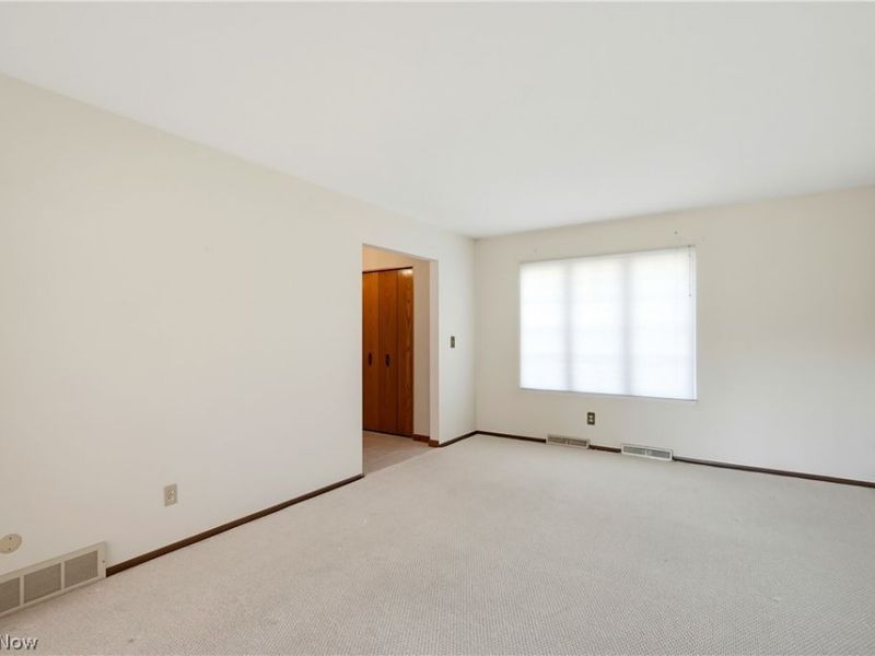 3317 Cherrywood Drive, Norton, OH 44203 Photo 9