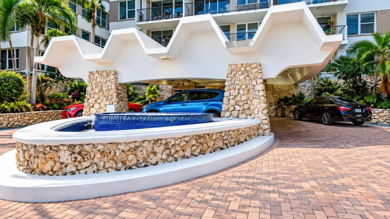 2030 S Ocean Drive, Unit 211, Hallandale Beach, FL 33009 Photo