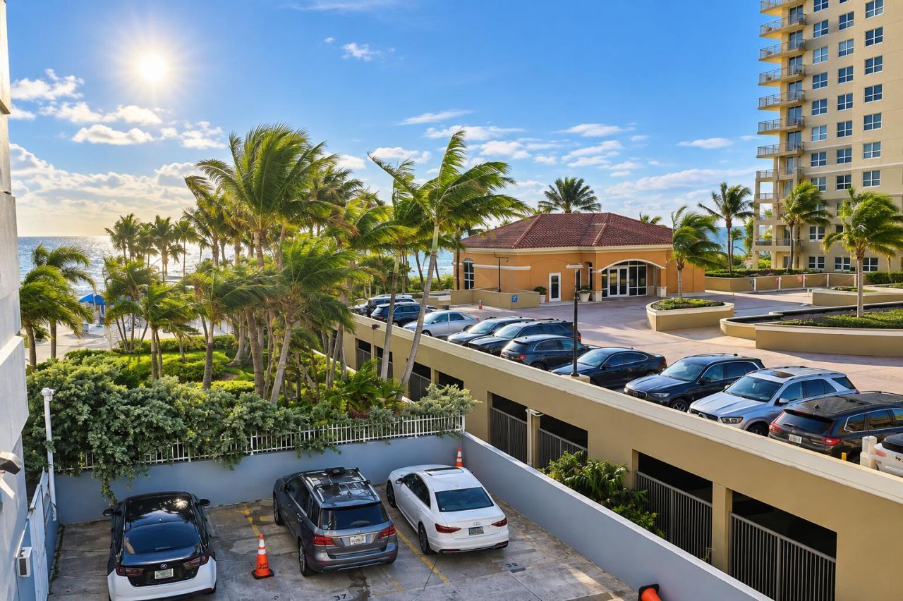 2030 S Ocean Drive, Unit 211, Hallandale Beach, FL 33009 Photo