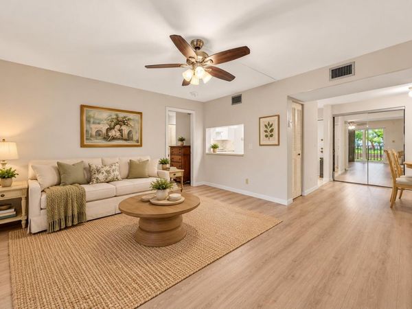 3909 N Ocean Boulevard, Unit 113, Fort Lauderdale, FL 33308