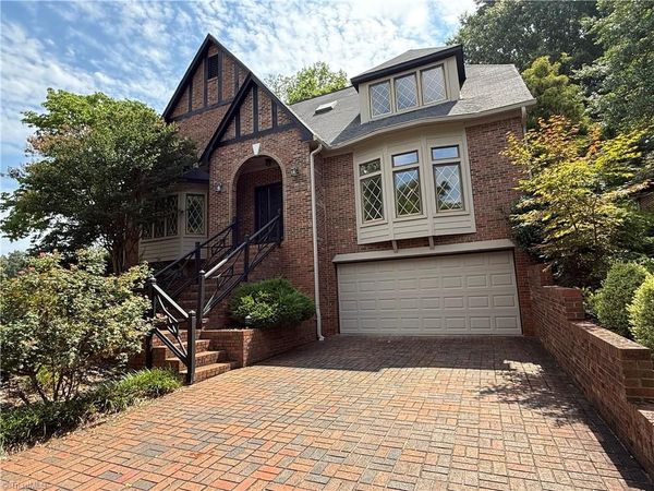 116 Candlewyck Drive , Winston-Salem, NC 27104