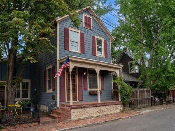 178 Concord Place , Columbus, OH 43206