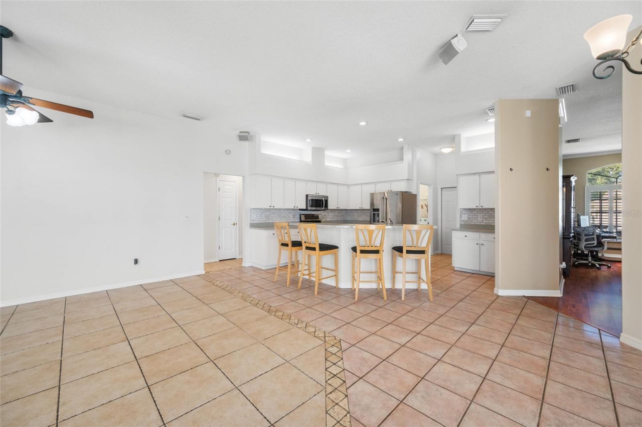 1648 Woodridge Court , Lutz, FL 33559 Photo