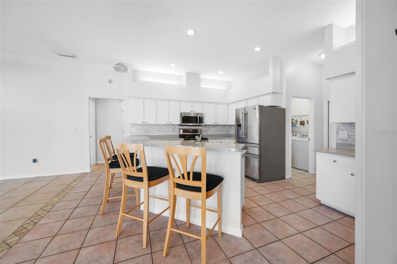1648 Woodridge Court , Lutz, FL 33559 Photo