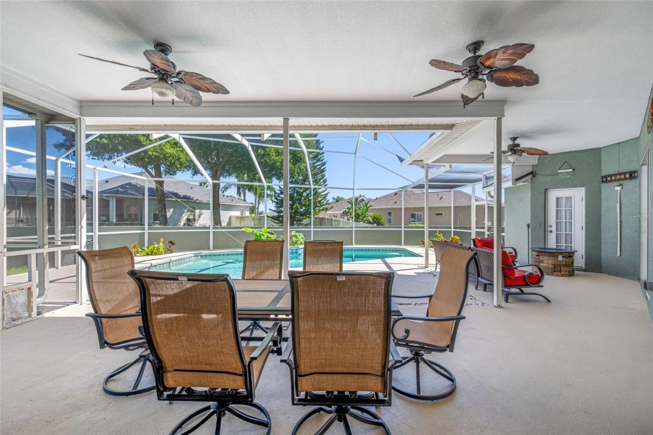 1648 Woodridge Court , Lutz, FL 33559 Photo