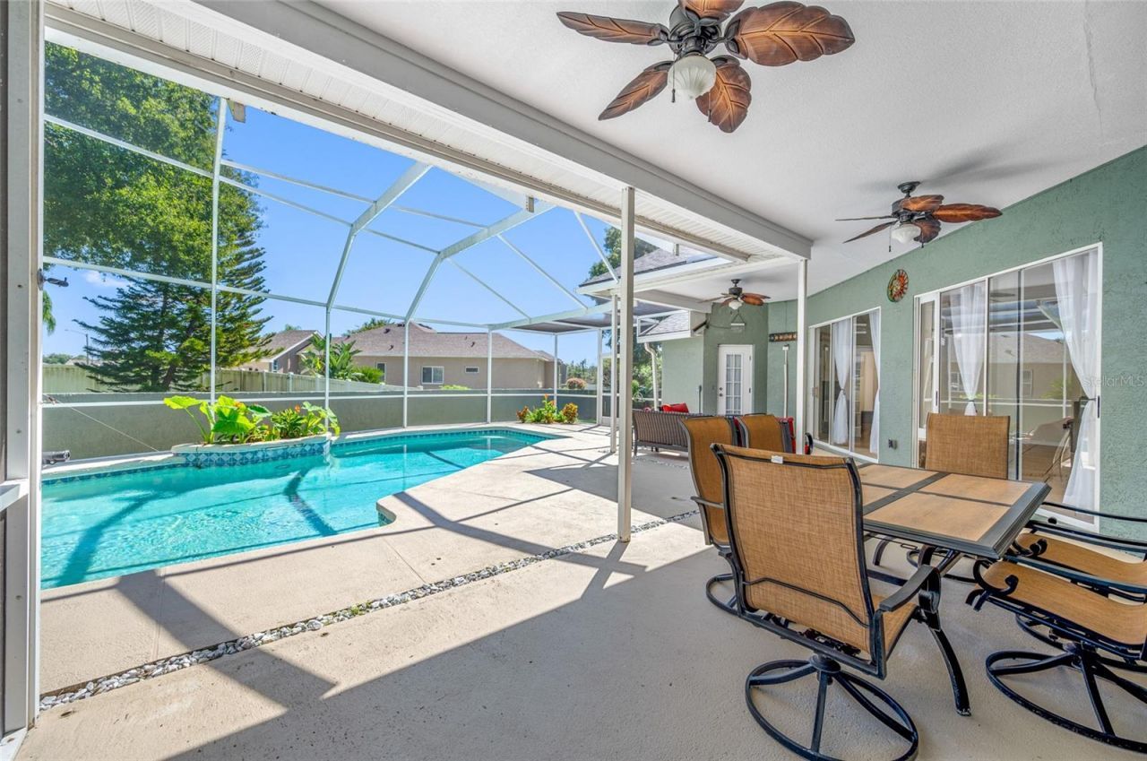 1648 Woodridge Court , Lutz, FL 33559 Photo