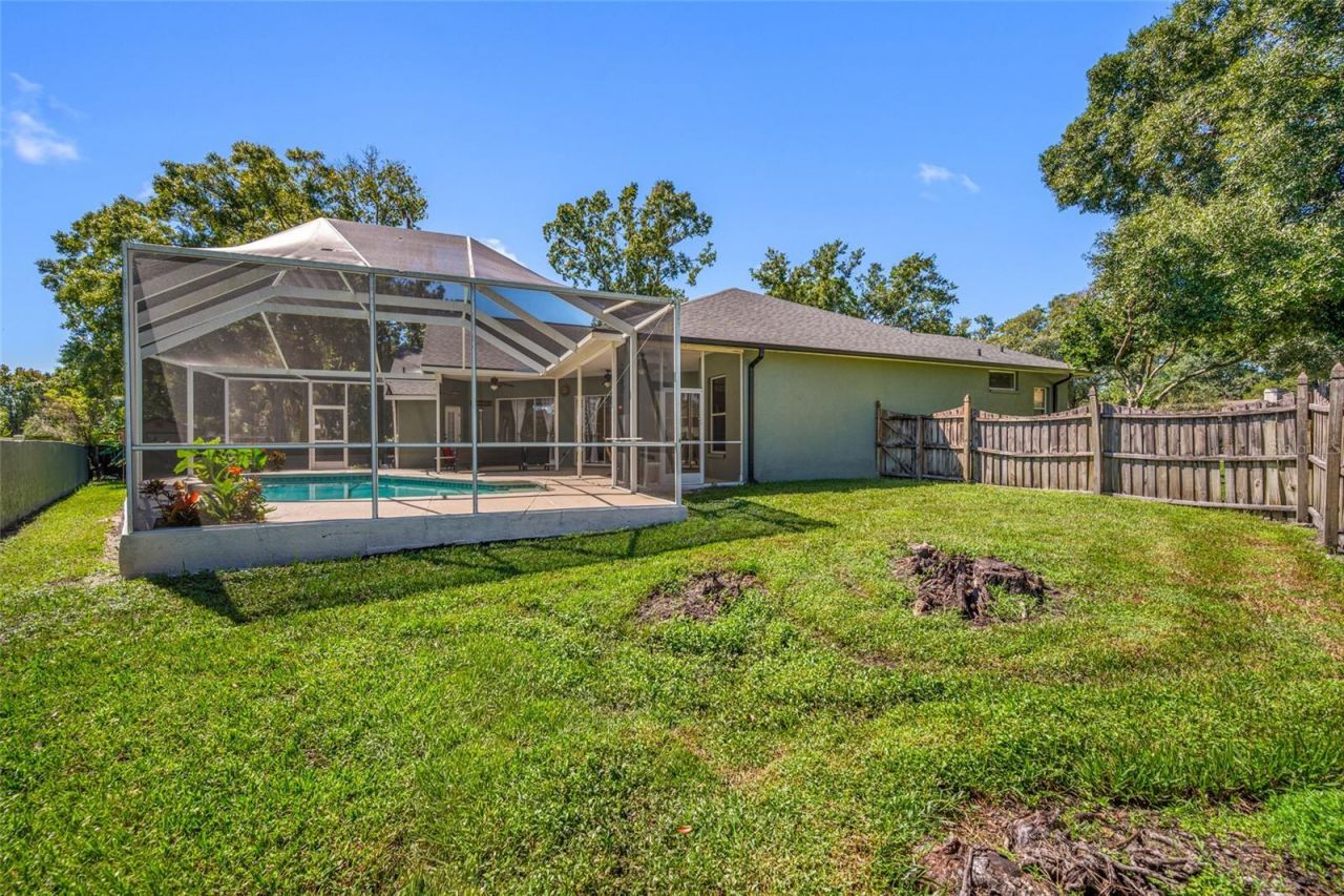 1648 Woodridge Court , Lutz, FL 33559 Photo