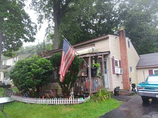 874 Bloomingburg Road , Bloomingburg, NY 12721
