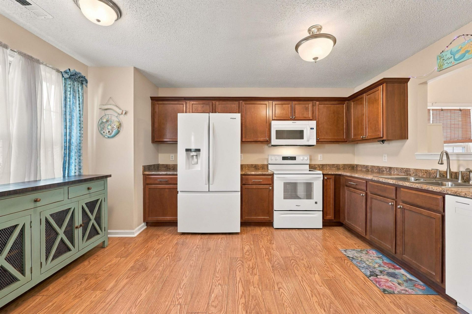 9674 Eaddy Ln. Photo 7