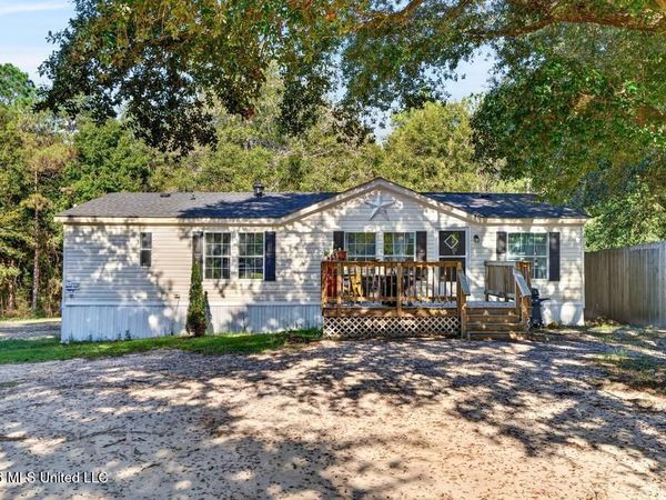 25909 Longvue Drive, Picayune, MS 39466