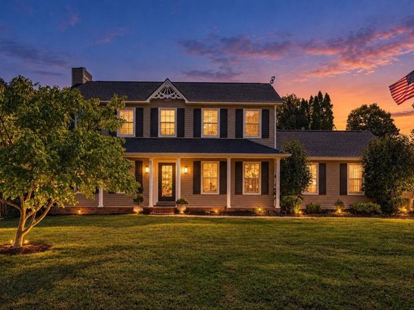2407 Riverstone Dr , Murfreesboro, TN 37128