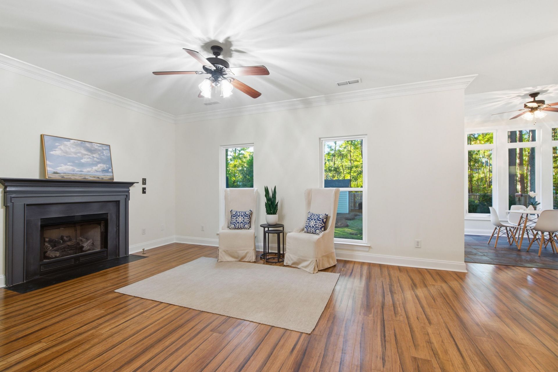 305 Gleneagles Drive Photo 10