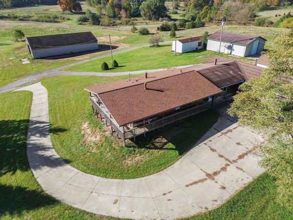 11253 Phal Road, Grass Lake, MI 49240