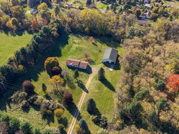 7179 Jennings Road, Whitmore Lake, MI 48189