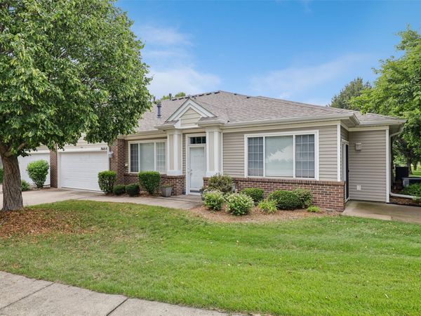 7610 Wistful Vista Drive, Unit 102, West Des Moines, IA 50266