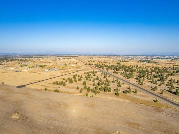 1119 S Dover Rd, Medical Lake, WA 99022