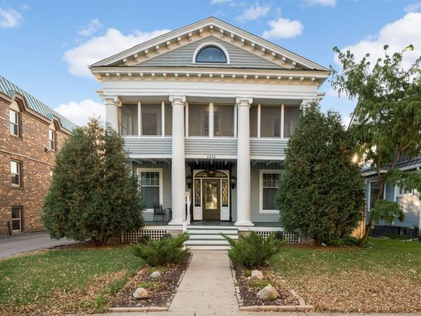 2226 Pleasant Avenue , Minneapolis, MN 55404