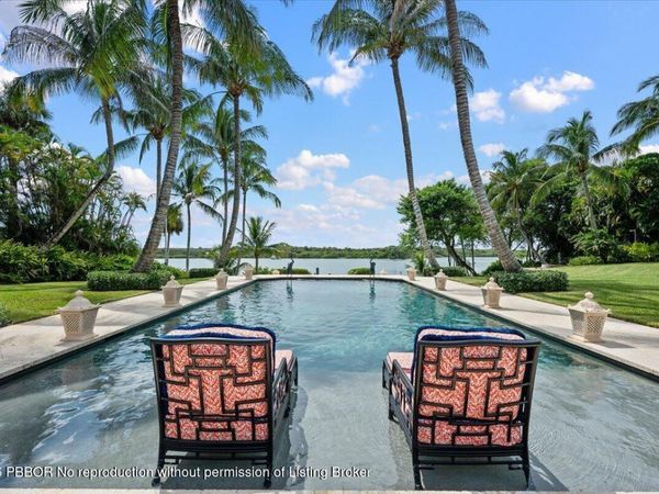 426 S Beach Road, Jupiter Island, FL 33455