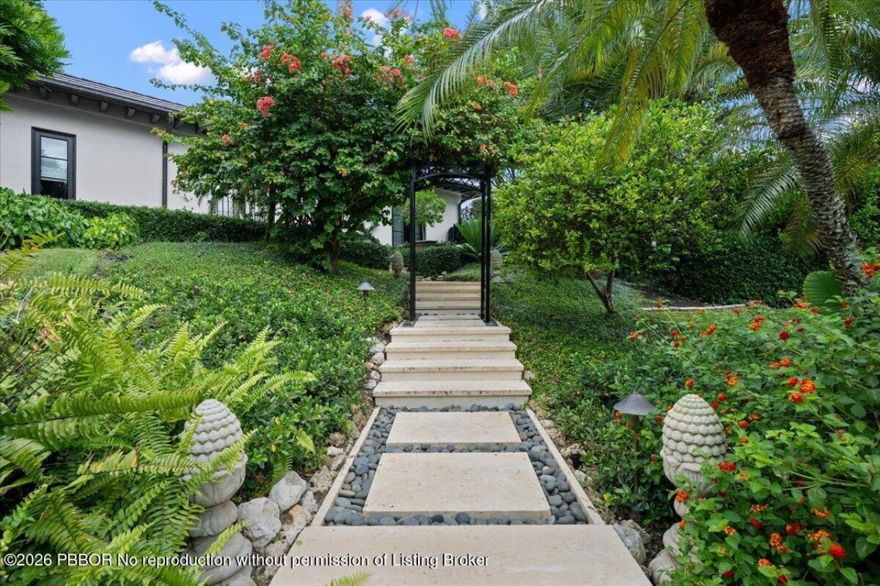 426 S Beach Road, Jupiter Island, FL 33455 Photo
