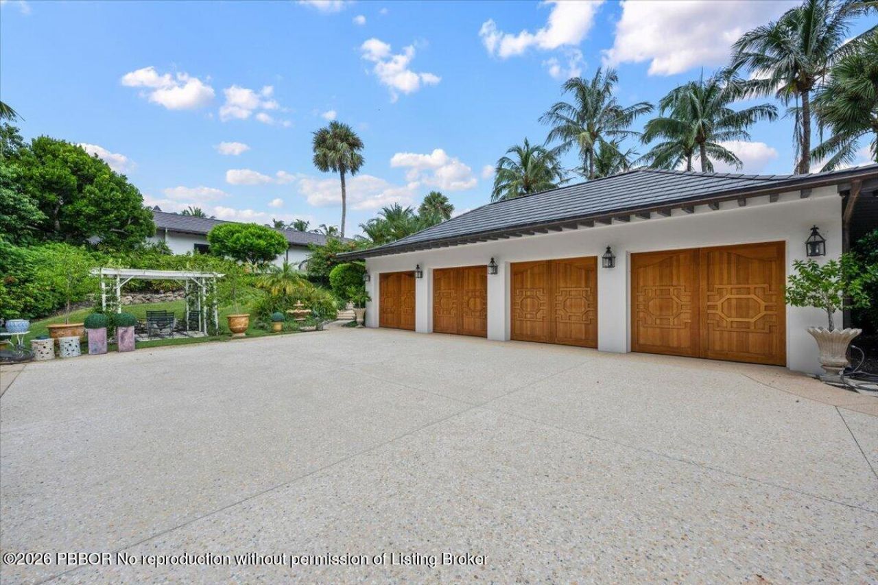 426 S Beach Road, Jupiter Island, FL 33455 Photo