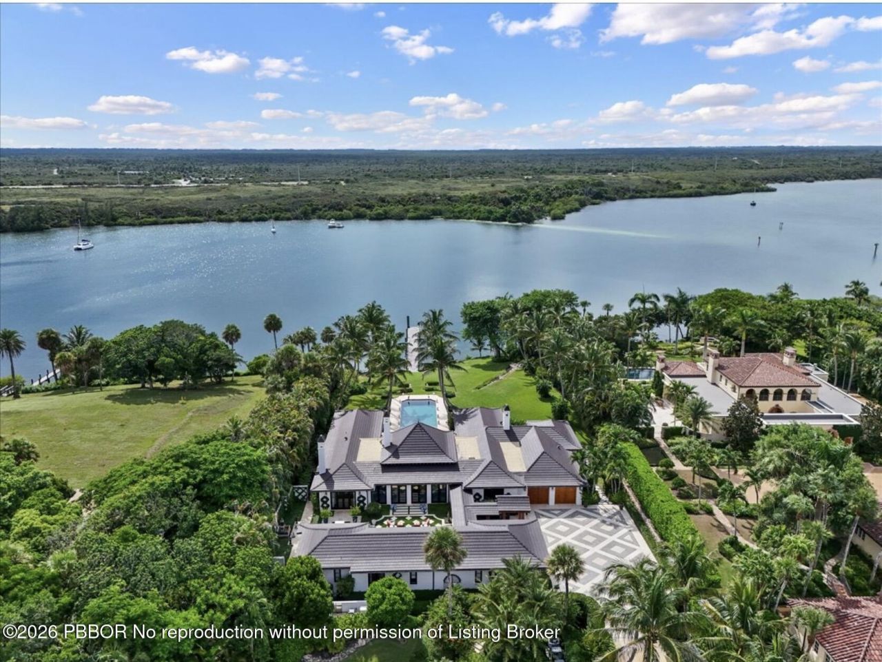 426 S Beach Road, Jupiter Island, FL 33455 Photo