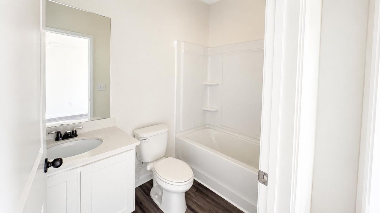 512 Pender Woods Drive Photo 14