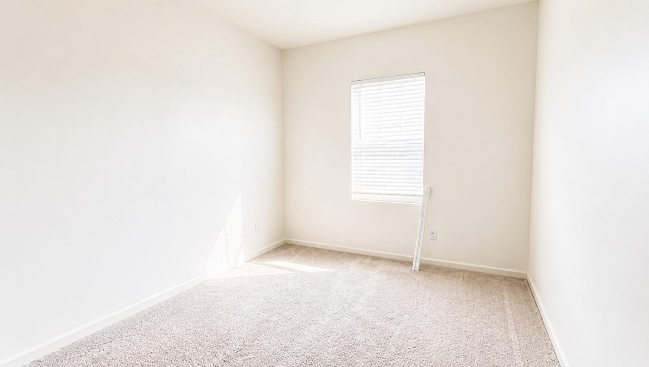 512 Pender Woods Drive Photo 7