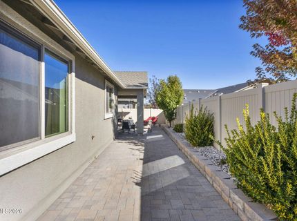 607 Riverbed Circle, Reno, NV 89521 Photo