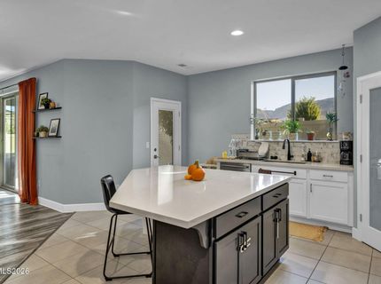 607 Riverbed Circle, Reno, NV 89521 Photo
