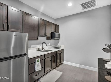 607 Riverbed Circle, Reno, NV 89521 Photo
