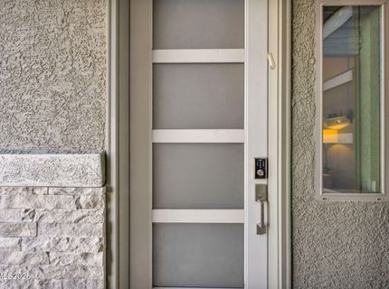 607 Riverbed Circle, Reno, NV 89521 Photo