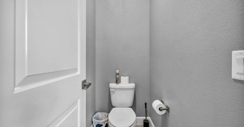 607 Riverbed Circle, Reno, NV 89521 Photo