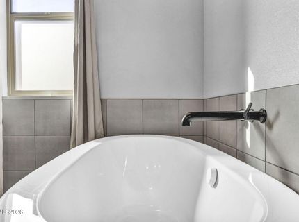 607 Riverbed Circle, Reno, NV 89521 Photo