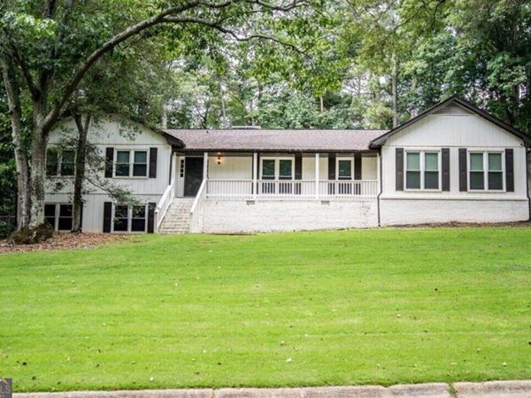 2749 Fieldstone Drive SE, Conyers, GA 30014