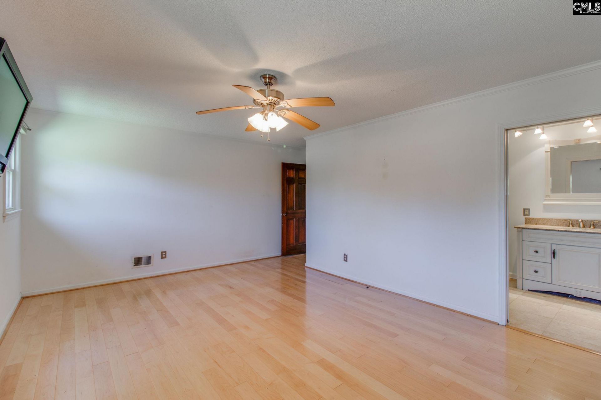 416 Saddlebrook Lane  Photo 18