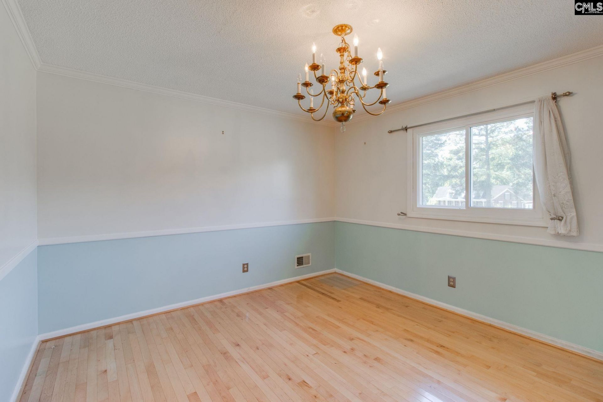 416 Saddlebrook Lane  Photo 5
