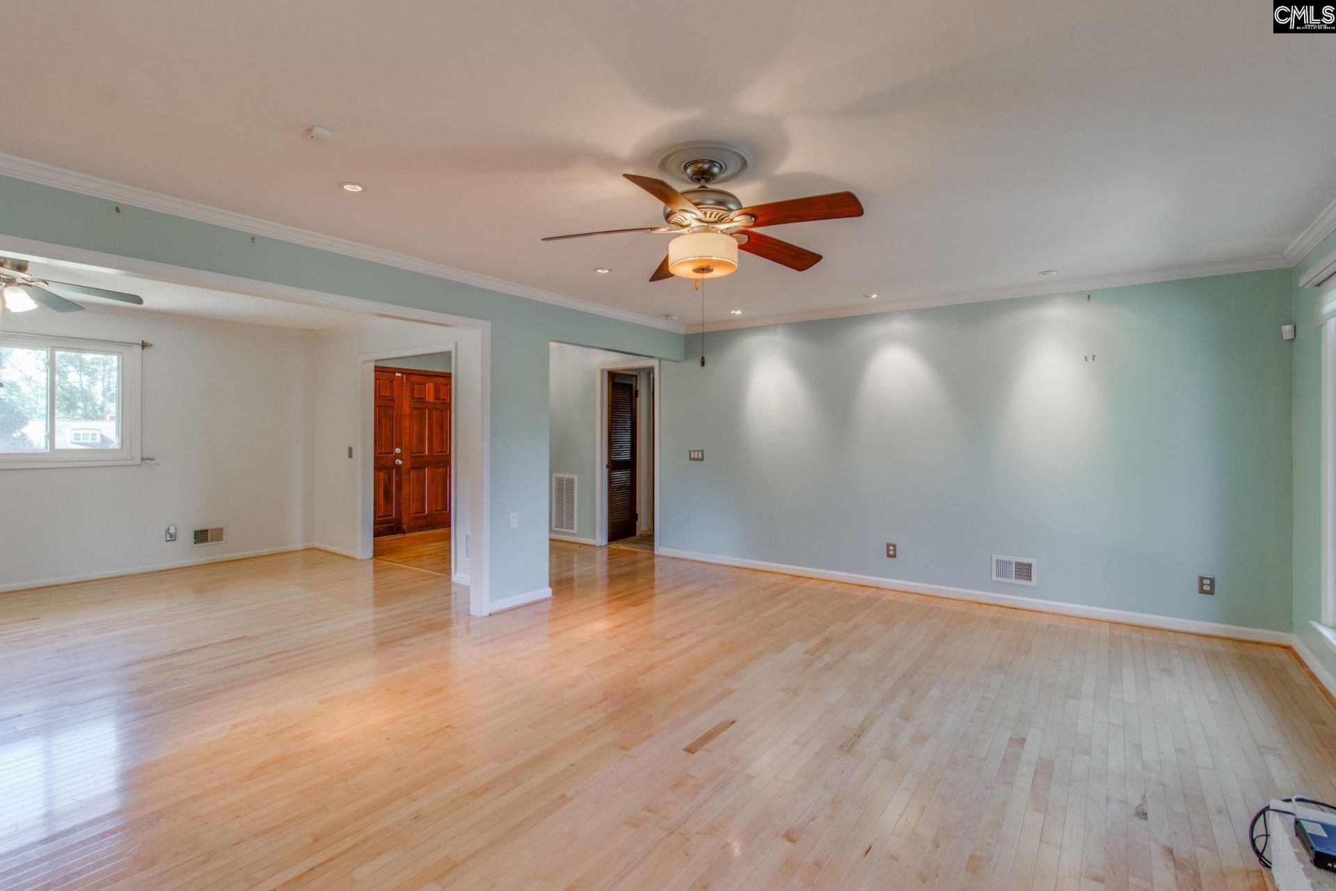 416 Saddlebrook Lane  Photo 9