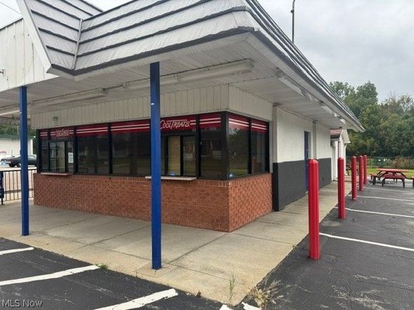11052 Mahoning Avenue , North Jackson, OH 44451